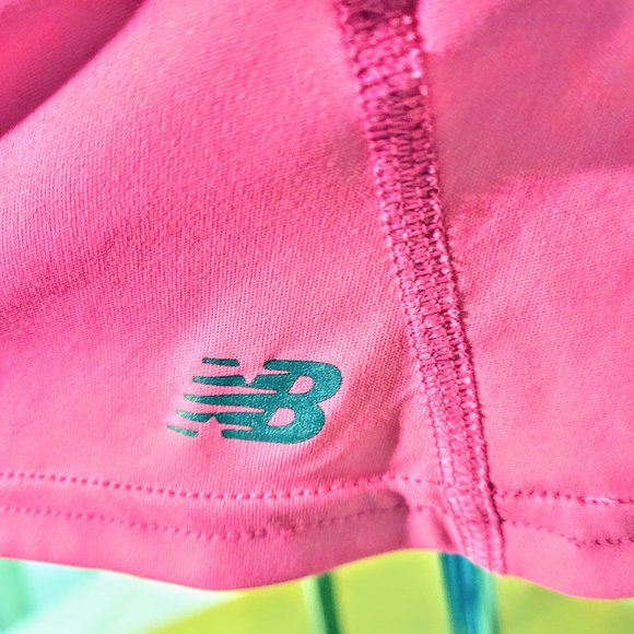 EUC New Balance Evolution Motion Racerback Tank L - Picture 5 of 14